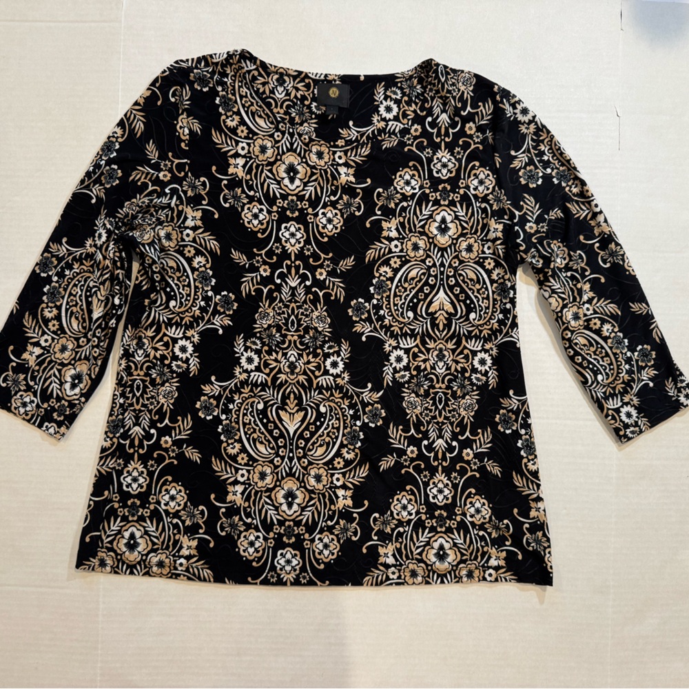 JM Collection Black and Cream Ornate Blouse